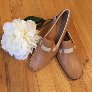 Cole Haan Genuine Leather tan flats/loafer